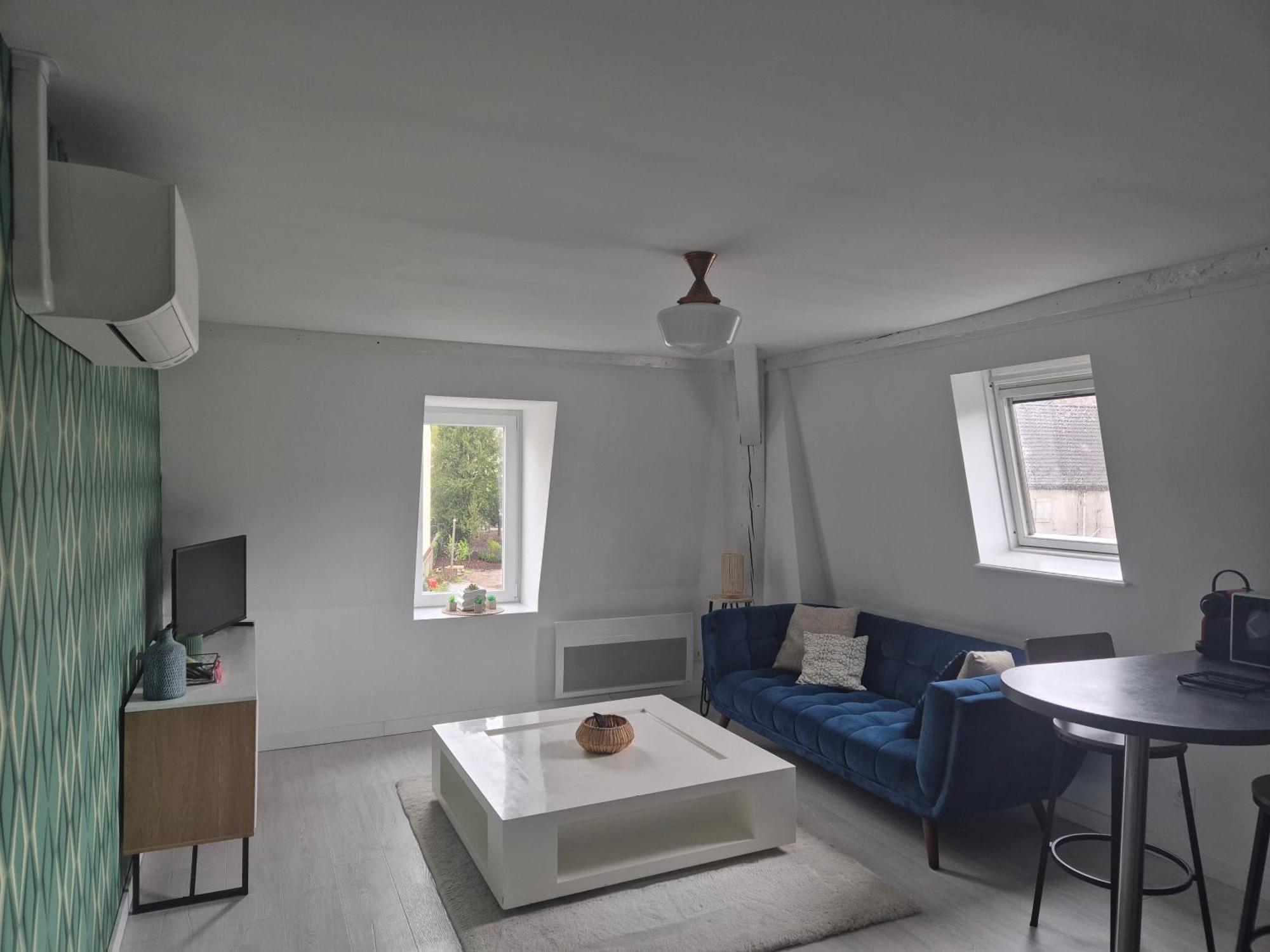 La Mansarde, Appartement Climatise En Centre Ville เรเมียร์มอง ภายนอก รูปภาพ